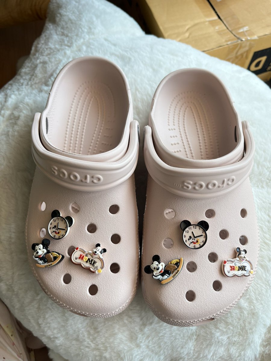 melodykittymiss's tweet photo. ˚˳⟡ ฝากขาย 🧁🎀

🖐🏻🍧 ส่งต่อรุ่นคลาสสิค สีชมพู 38 (23.5cm)
มีถุงครบ ของแท้ ไม่มีตำหนิมีแค่รอยเปื้อน
600 รวมส่ง
สอบถามเพิ่มเติม dm : https://t.co/sra1OhZRE0 

#ส่งต่อcrocs #crocsมือสอง #โล้ะตู้ #ส่งต่อ #Crocs #รองเท้าcrocs #crocsthailand #ส่งต่อเสื้อผ้ามือสอง #รองเท้ามือสองของแท้ https://t.co/FO1xnhmueJ