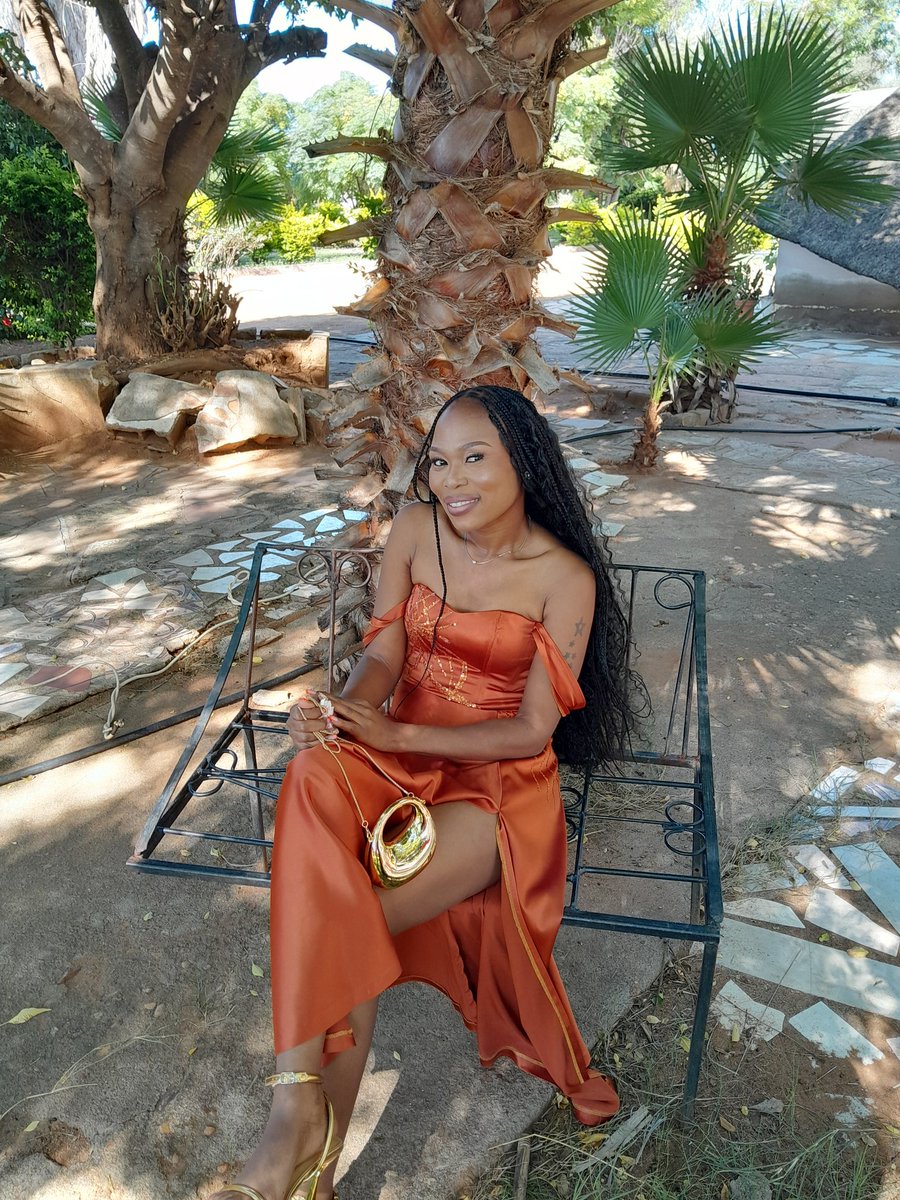 KeltSma's tweet photo. Sitting pretty. 🥰😍 https://t.co/sISmOtpijI