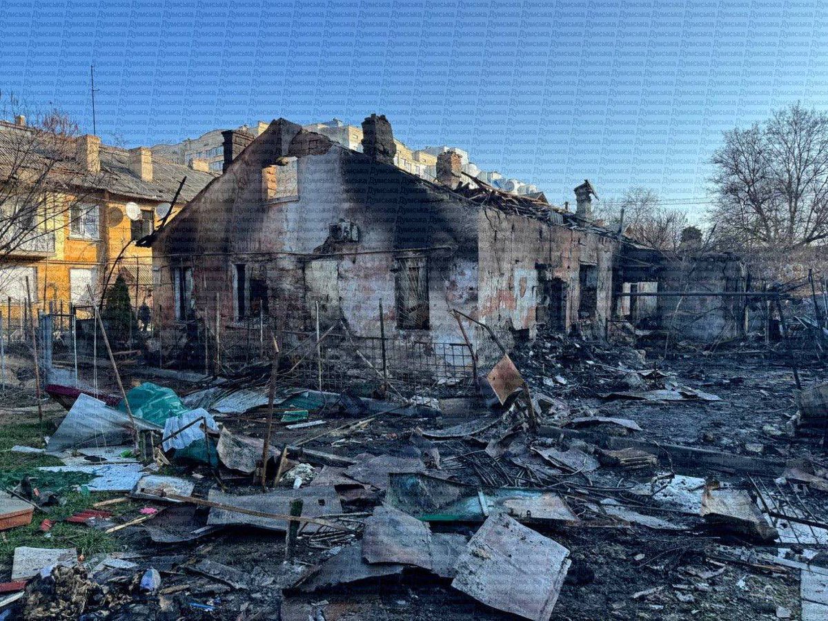 holodovska's tweet photo. Одеса, просто людям розгромили будинки. https://t.co/9y53qi6pE8