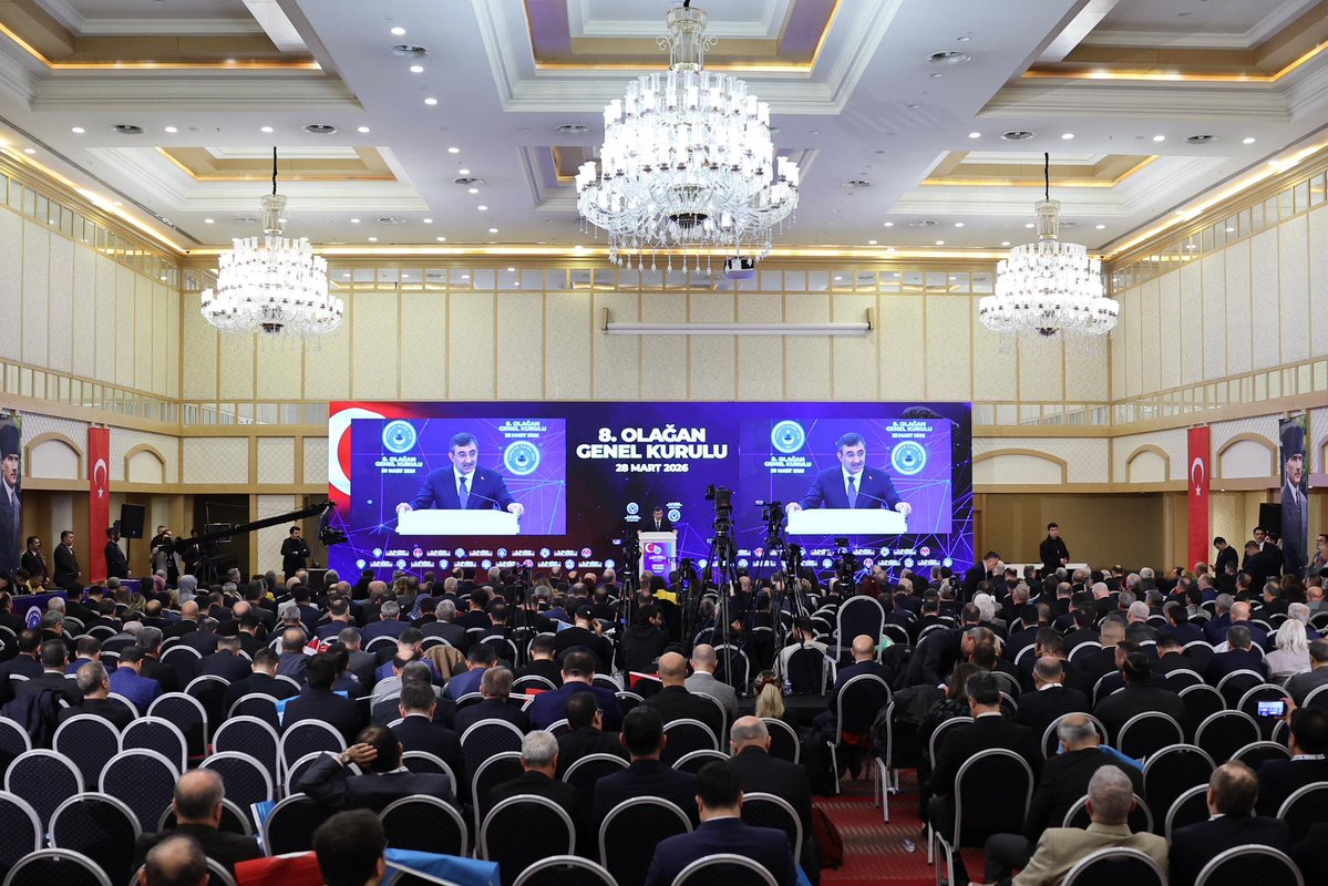 Cevdet Yılmaz tweet media