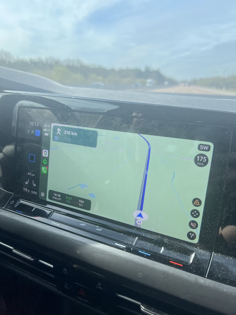 Philipp Niehus | iCentrix tweet media