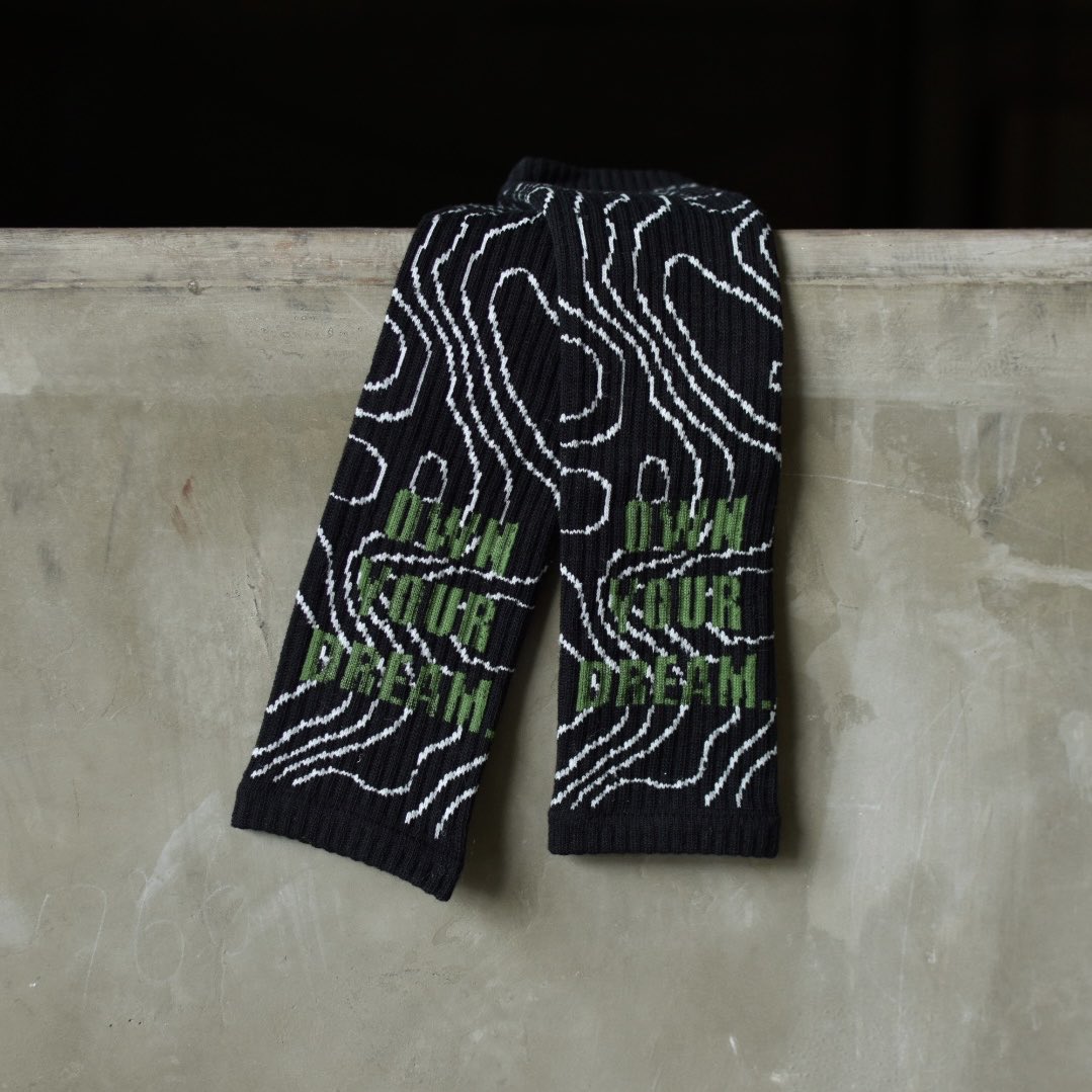 HACK☺︎ tweet media