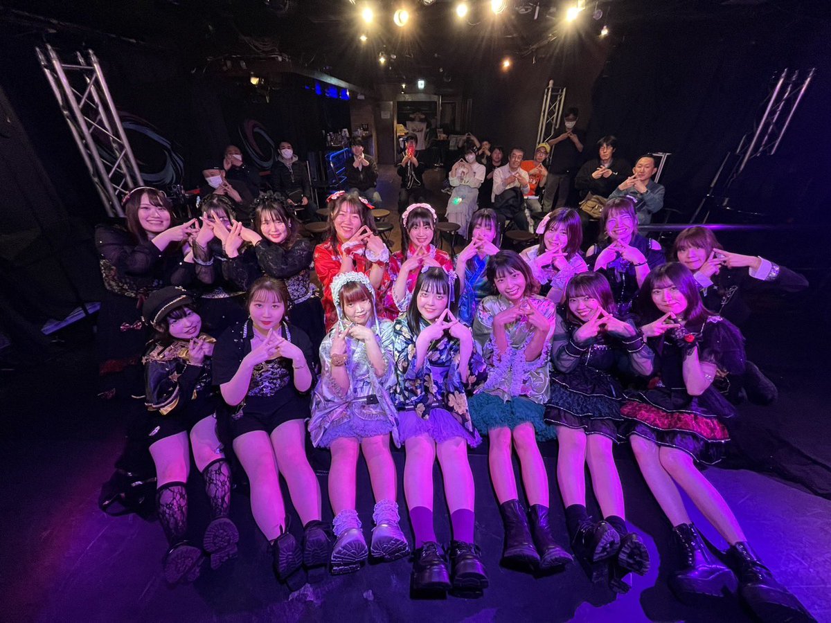 Tsururantan_hok's tweet photo. #鶴らんたん10周年公演 
昼公演☀️
【みんなそろって羽ばたくぞいっ！】
にお越しくださり、ありがとうございました☺️
皆さまと一緒に最高の時間を作れて幸せです☺️
あんじゅすやPole＊も出演ありがとうございました🙇🏻‍♀️
この後は夜公演🌃があります！
まだまだ盛り上がりますよー🥰
ぜひお越しください😍 https://t.co/D41v3WbSai