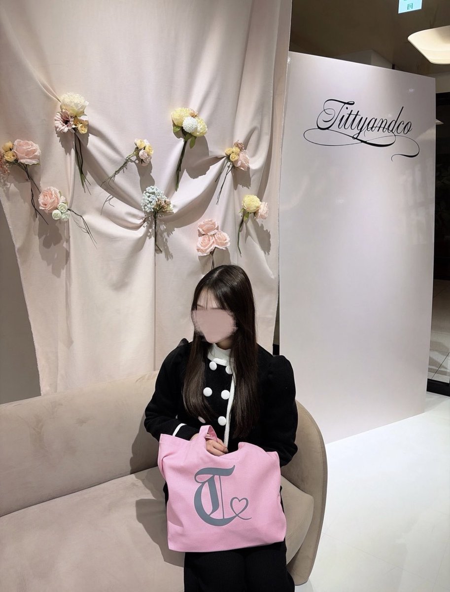 0️⃣ꕀෆ¨ tweet media