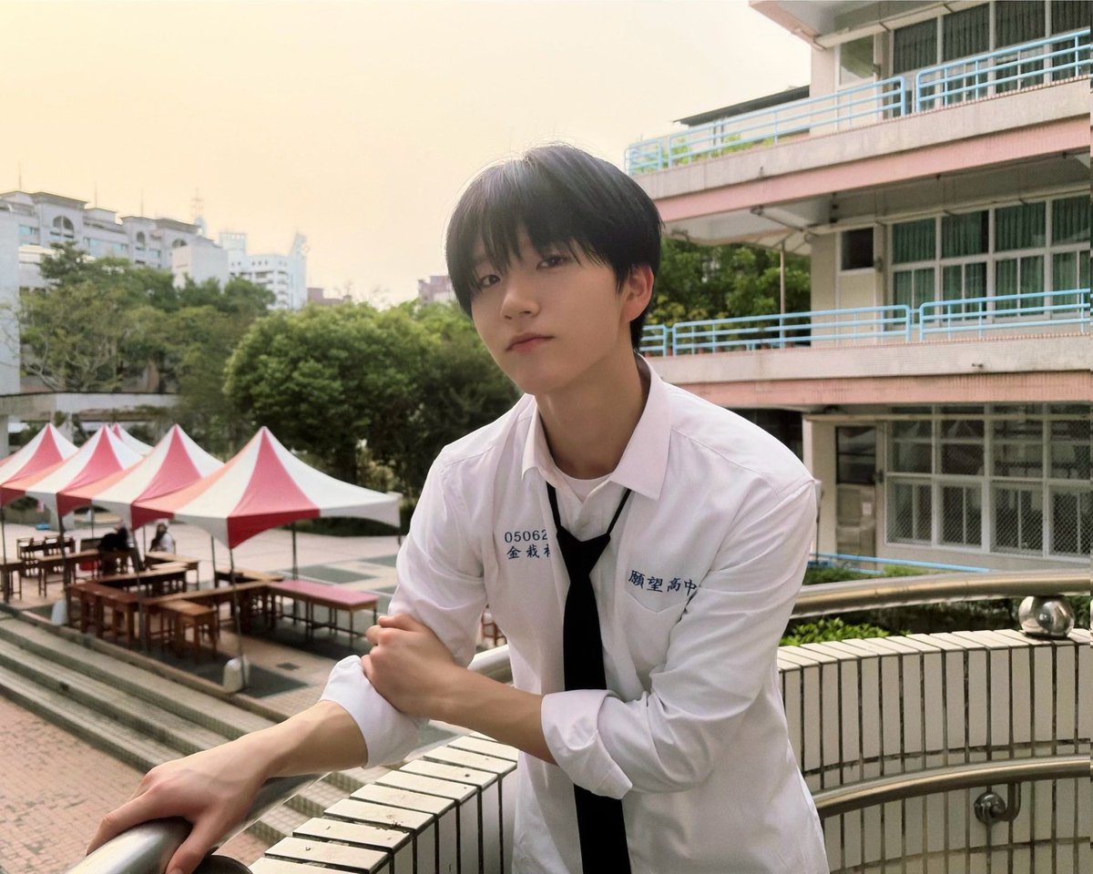 𝙸𝚟𝚘𝚛𝚢 tweet media