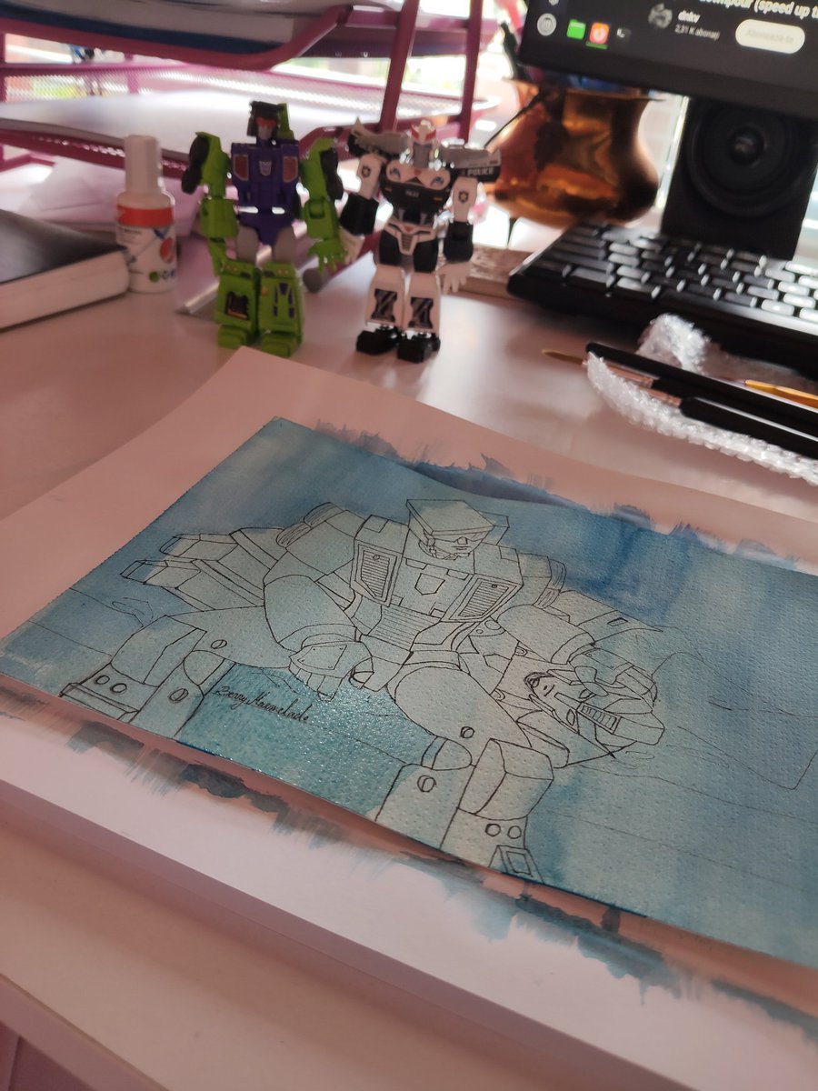 BerryM4rmelade's tweet image. Prowl and Hook watching me while I draw them.
#constructiprowl #hook #prowl #wip
