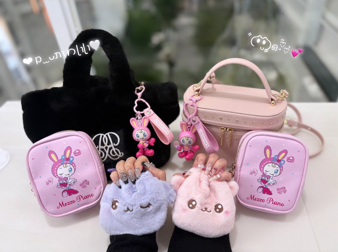 ❄️🍒 tweet media