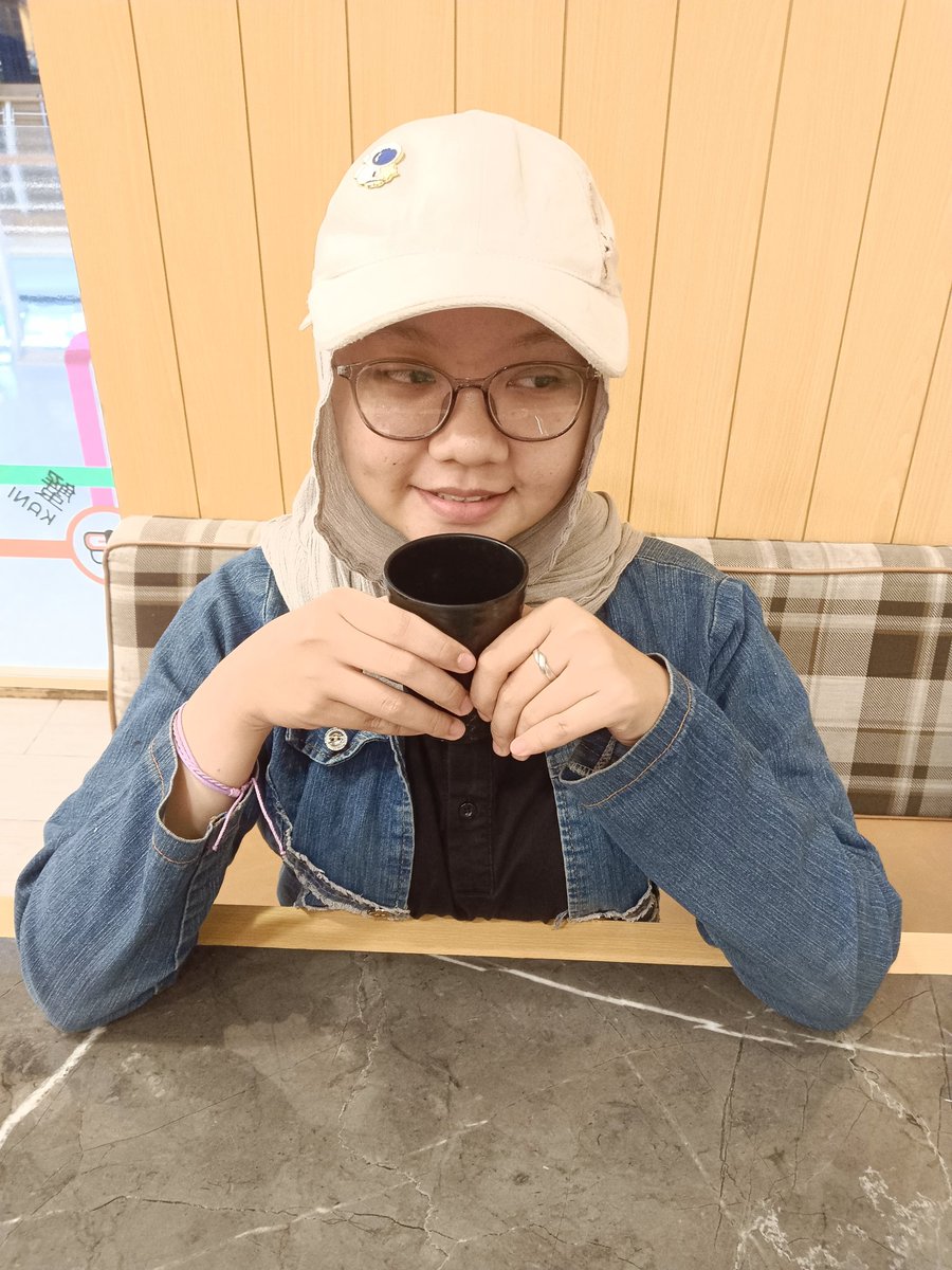 Ertica H.M🌪🍷⛓️ tweet media