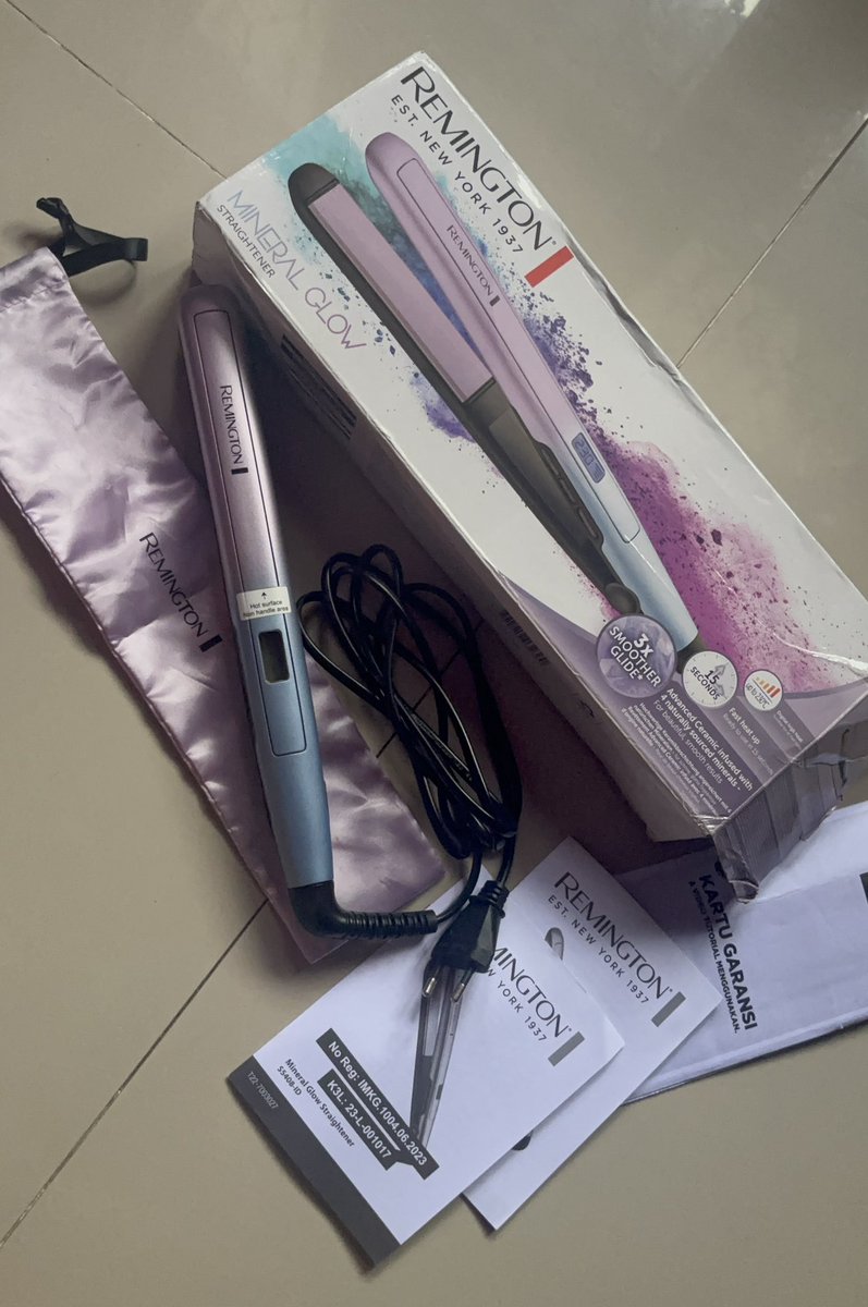 nothing special tweet media