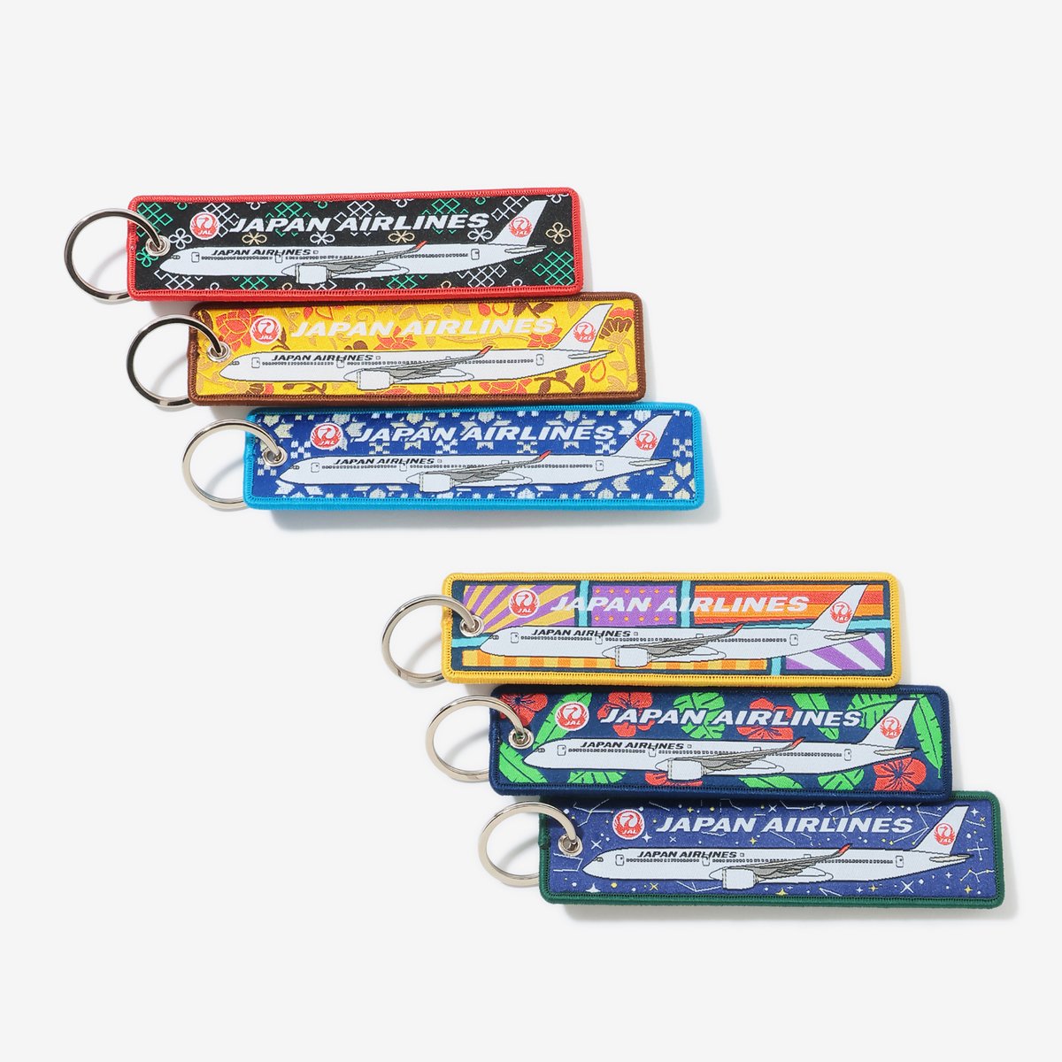 Gate7aviation's tweet image. Porte Clés "Remove"  de Japan Airlines aléatoires disponibles dès maintenant sur #JALMall 📢 

Ils représentent 6 régions desservies par les lignes internationales de JAL avec l'Airbus #A350-1000 au verso ✈️
Et 1 motif secret 🤫 pour un total de 7⃣ modèles !
Lequel vous