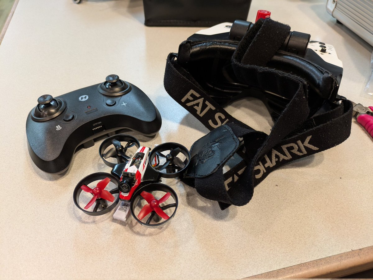 塚本将大@41dronepark tweet media