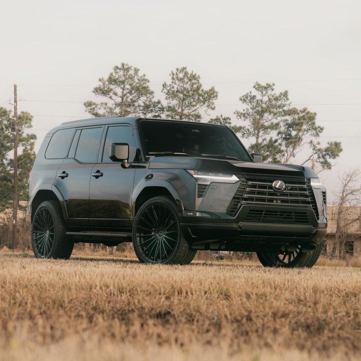 We love cars ❤️ tweet media