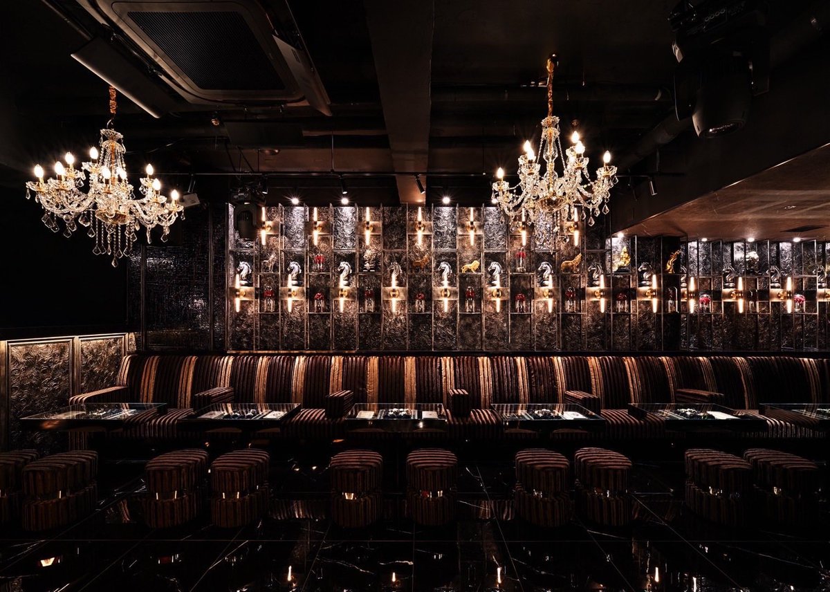 昼職ホス狂い tweet media