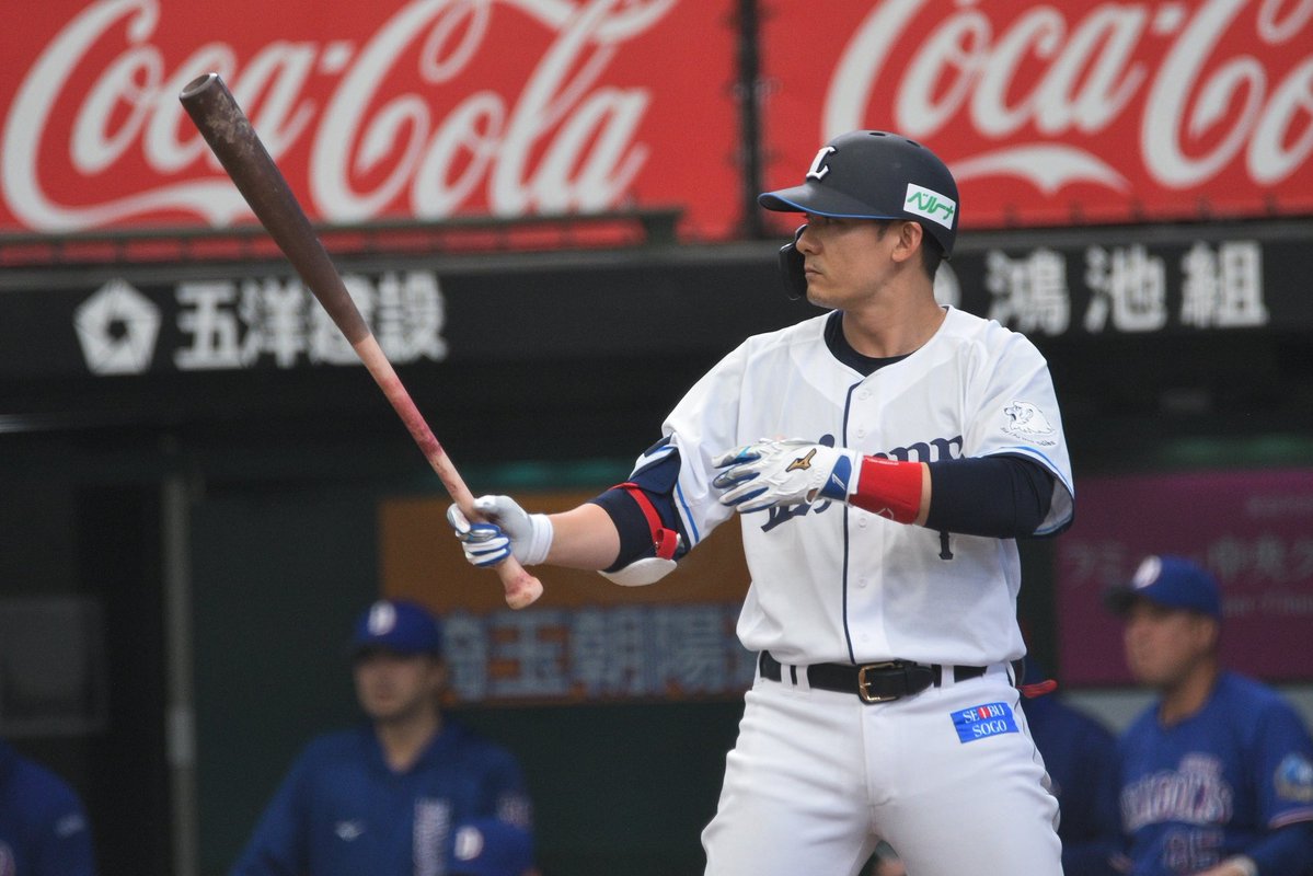 むらかみ tweet media