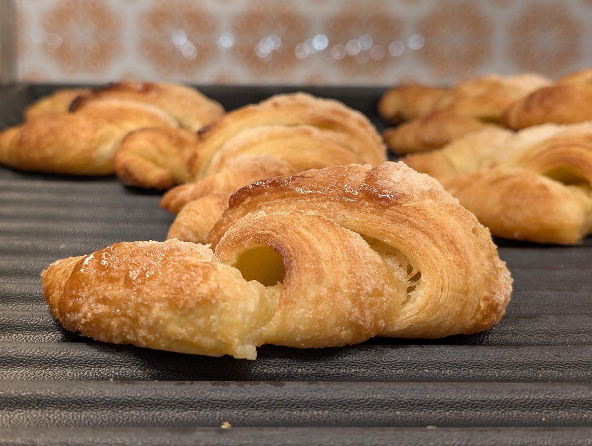 ⚠️ Não provem os croissants do careca no Continente. É um caminho sem retorno. ⚠️