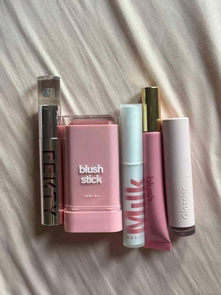 •☆• tweet media