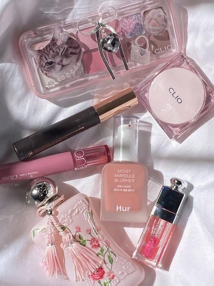 •☆• tweet media