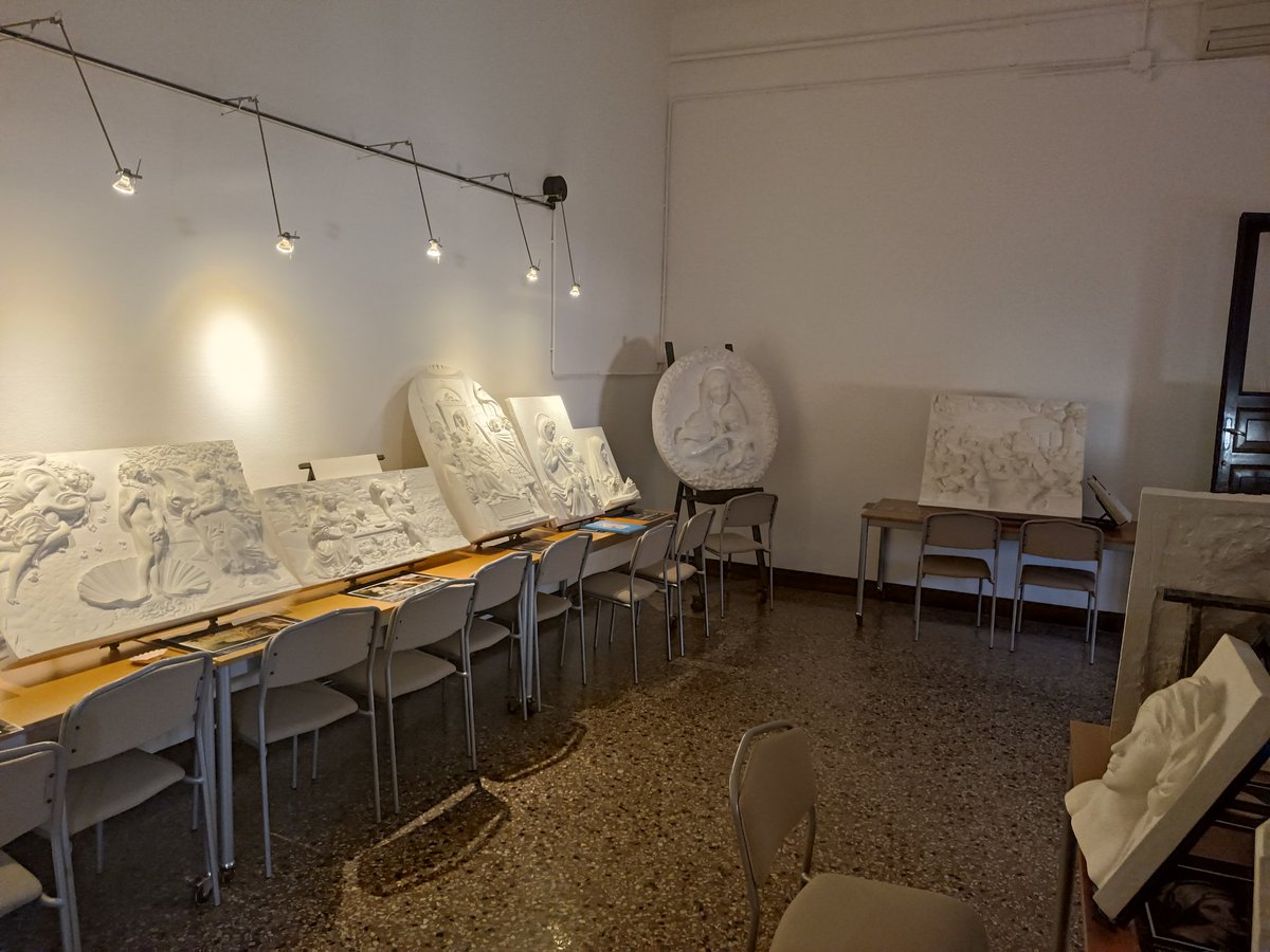 carlykos's tweet photo. 👐🏻🎨Explorando los museos de Bolonia a través del tacto. El Museo Anteros, referente de la AD en Italia.

🖼️Esplorando i musei di Bologna attraverso il tatto. Il Museo Anteros, uno dei principali punti di riferimento per l’AD in Italia.

@istitutocavazza https://t.co/WyfSoLj0c5