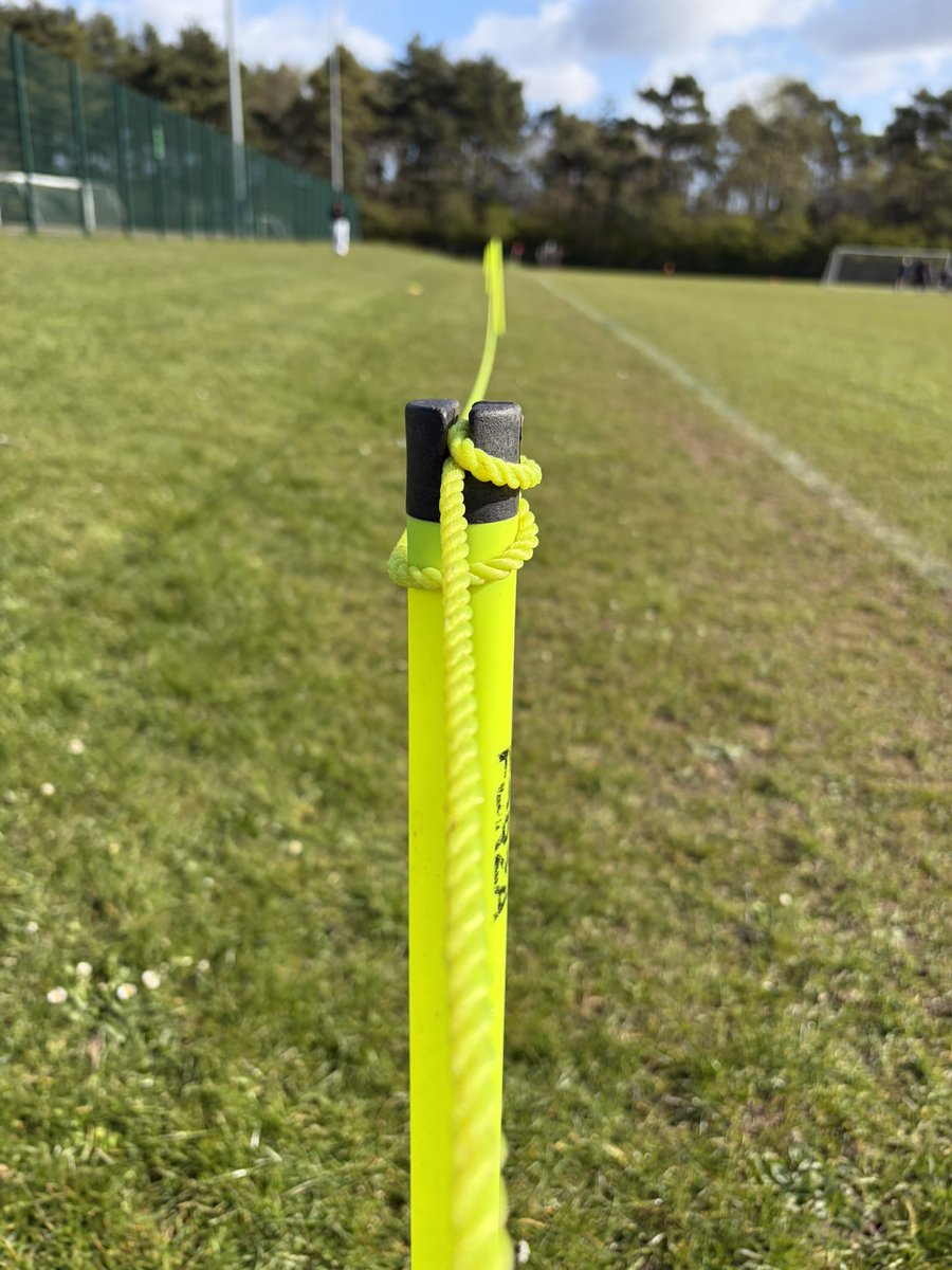 beckycanfield's tweet image. Beautiful, but chilly morning for a game of girls grassroots football #footballisagameforall #grassroots #thesegirlscan