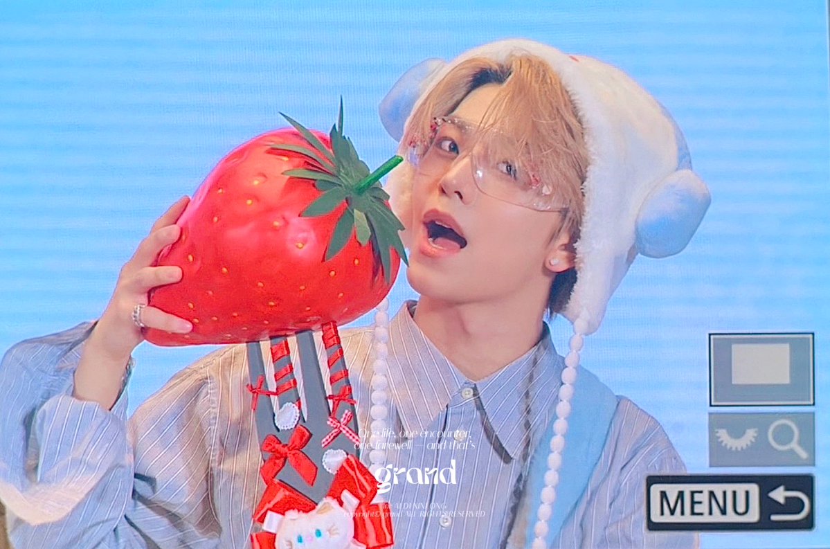 grand⚡️ tweet media