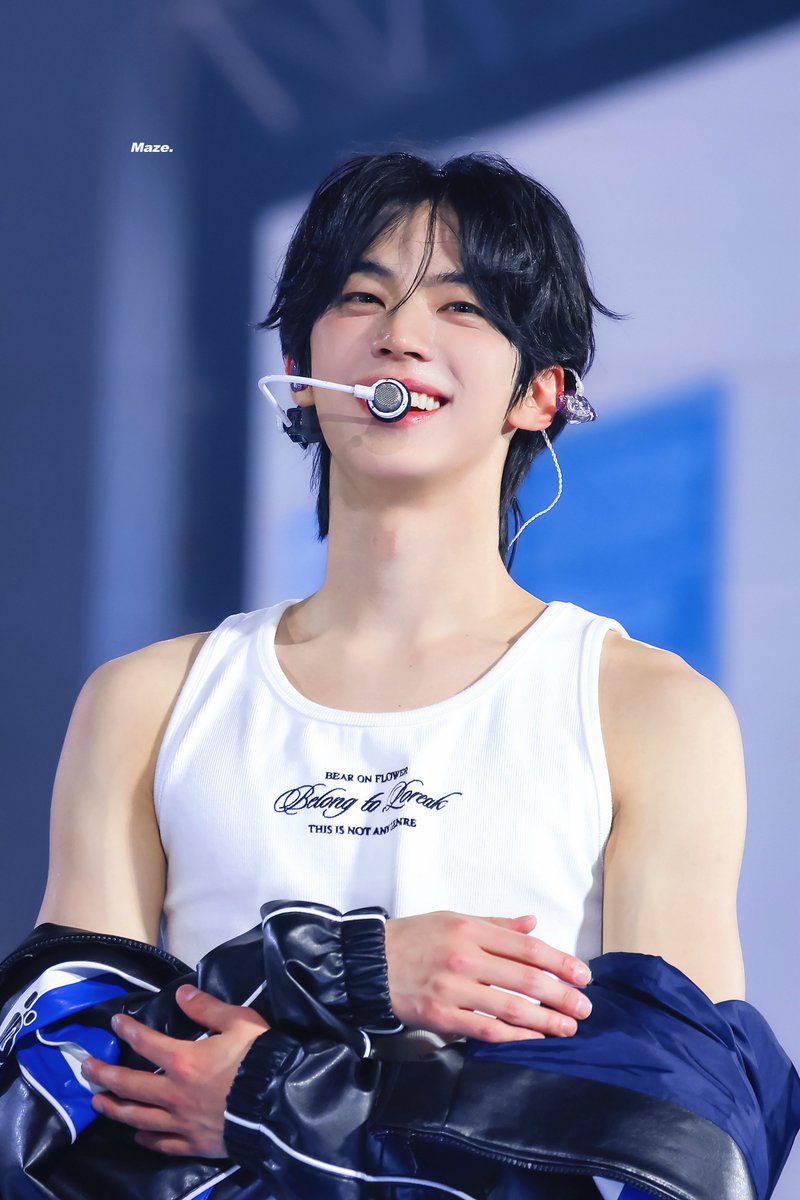 𝙈𝙖𝙯𝙚. tweet media