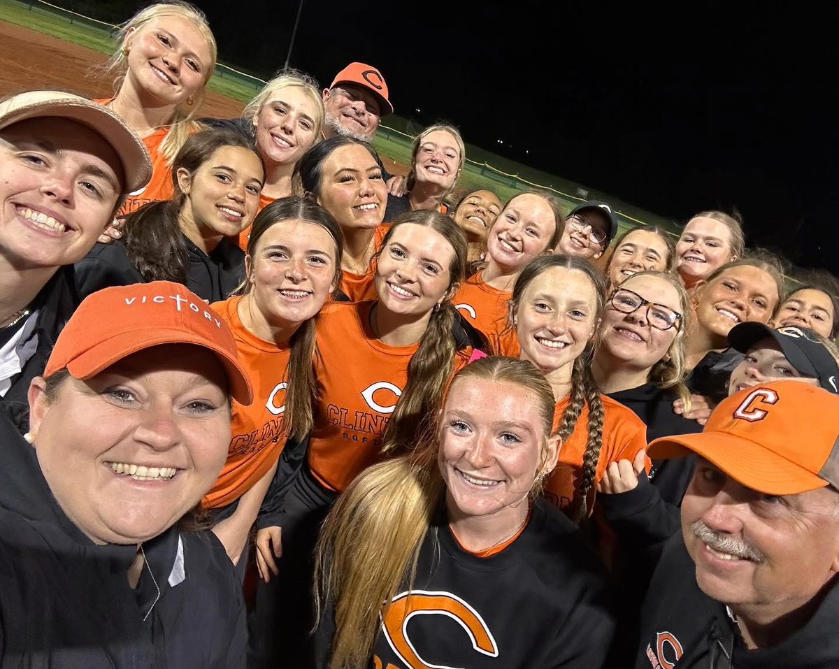 ClintonStrong tweet media