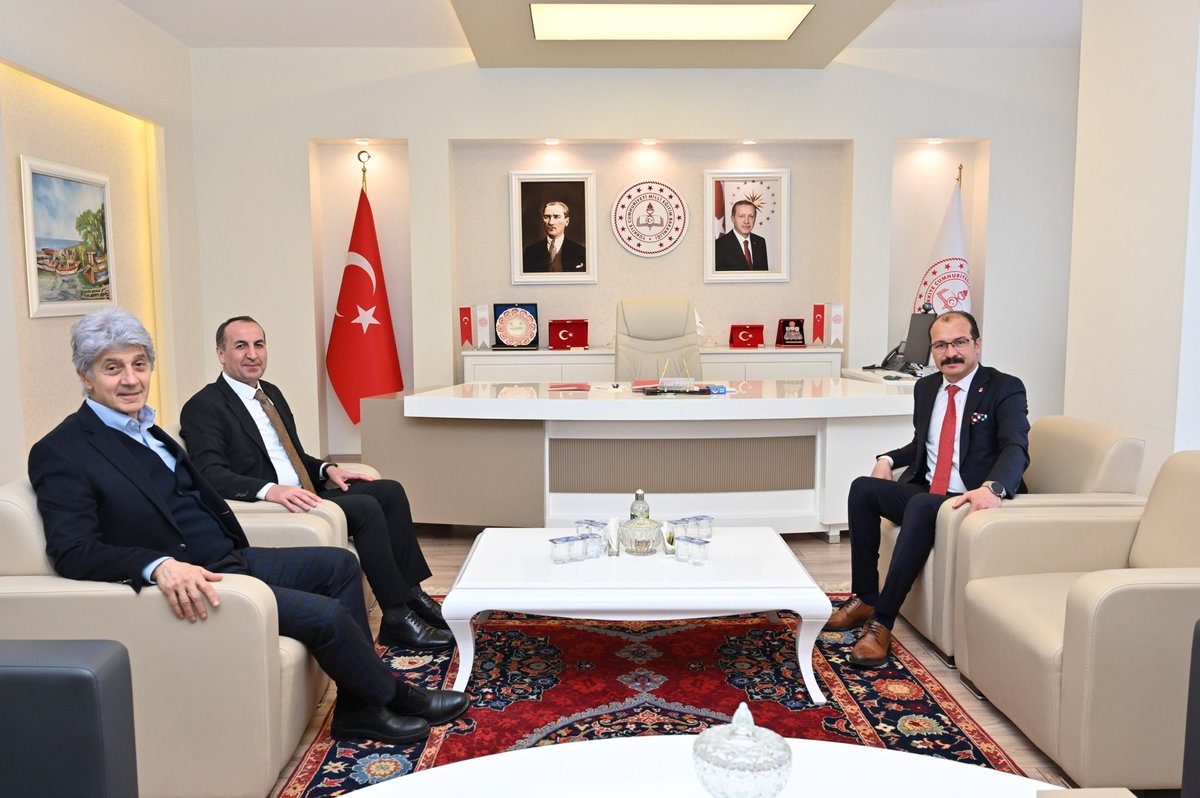 Uşak İl Millî Eğitim Müdürlüğü tweet media