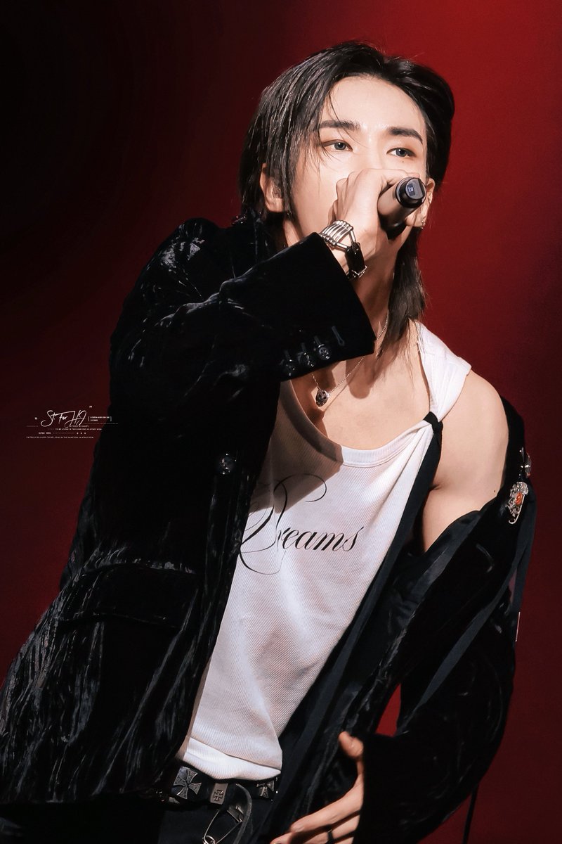 260328

#Hyunjin #현진 #黄铉辰 #ヒョンジン 
#Straykids #스트레이키즈