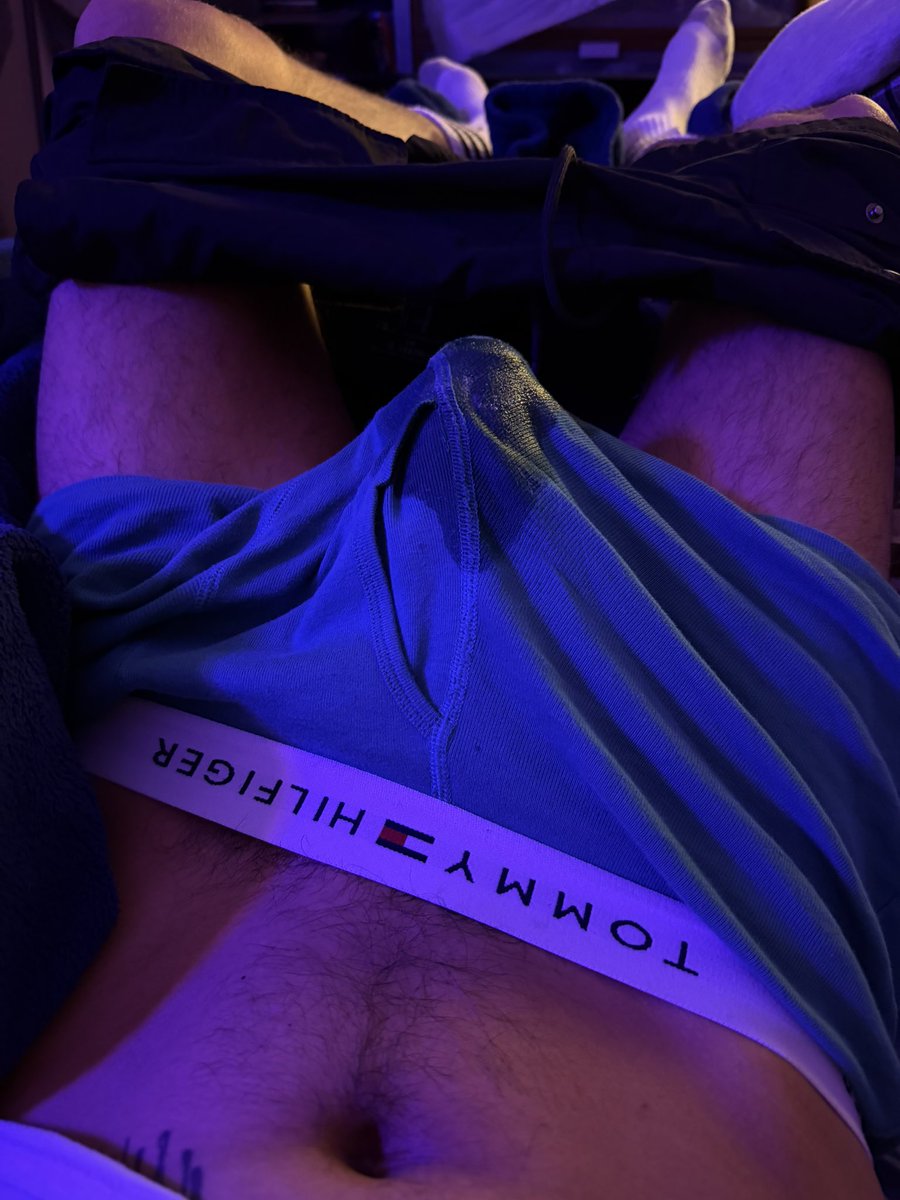 goth boi chris tweet media