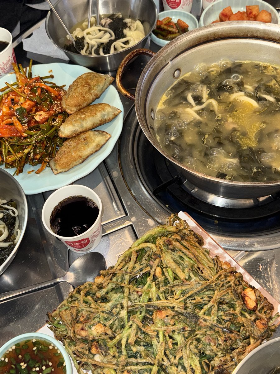 한입이 tweet media