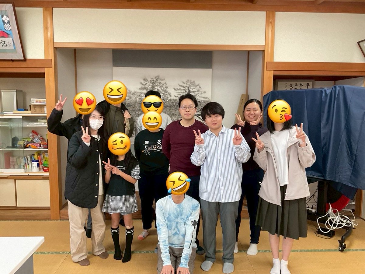 tegohomeshimane's tweet photo. 【第246回てごほ〜む】 今日は小学生1名、中学生1名、高校生4名、大学生1名、ボランティア5名の参加でした😊
休み時間には、ババ抜きトーナメントをしました🃏
Instagramでも報告してるのでぜひご覧ください👇
https://t.co/0U1FnMA7s7 https://t.co/9va3CBBEqV