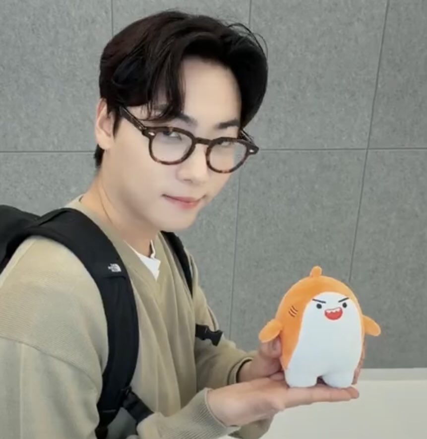 새삼 원조 티오니 진짜 겁나 뚱쭝