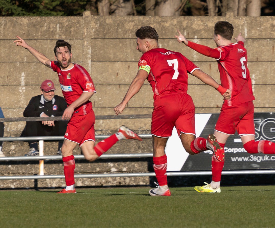 harrowboroLive's tweet photo. 𝗠𝗮𝘁𝗰𝗵 𝗗𝗮𝘆 🔴🔵

And it's also #NonLeagueDay! 

We host @Binfieldfc and did we mention that it's PAY WHAT YOU LIKE on the gate?! 

We're also supporting @ProstateUK

🕒 3pm 
📌 The Rogers Family Stadium, Earlsmead, HA2 8SS

#UpTheBoro https://t.co/l6ABi3ZpXX