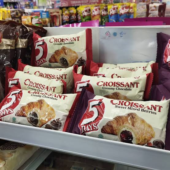 Ich Thian ୧⍤⃝ tweet media