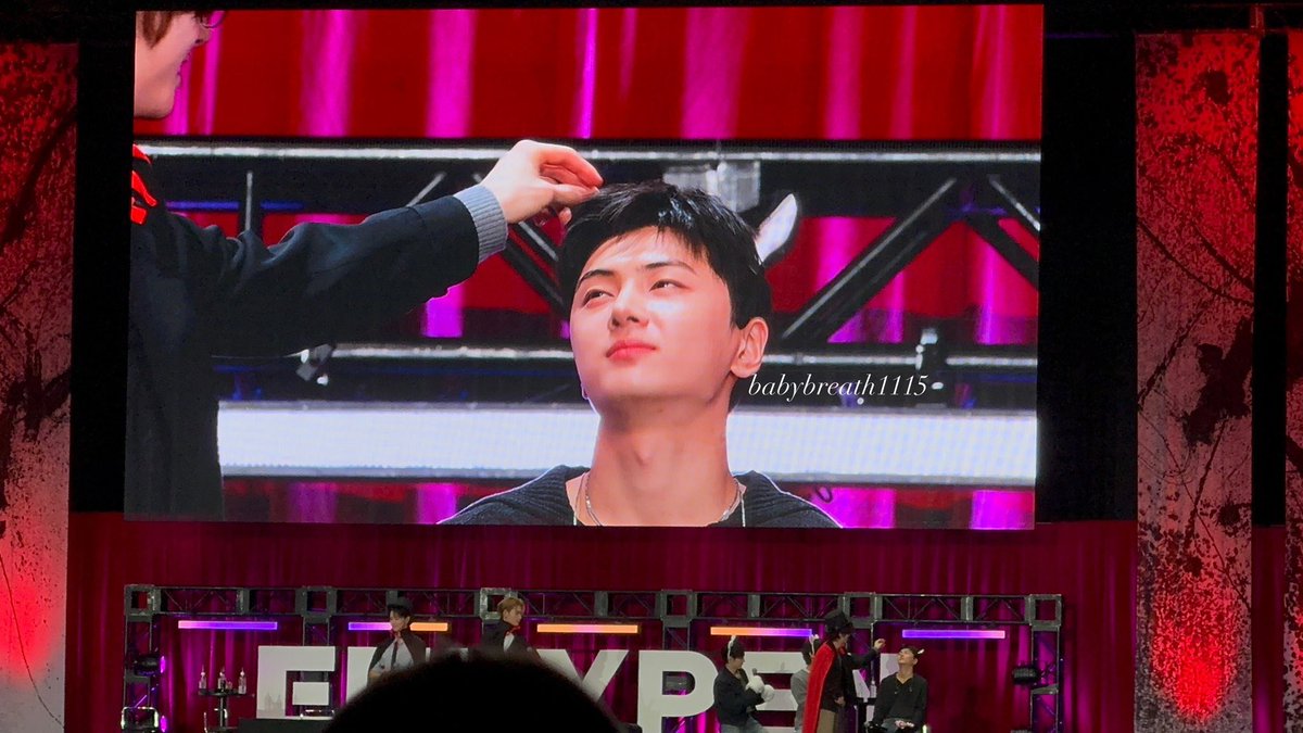 ดีเอฟ tweet media