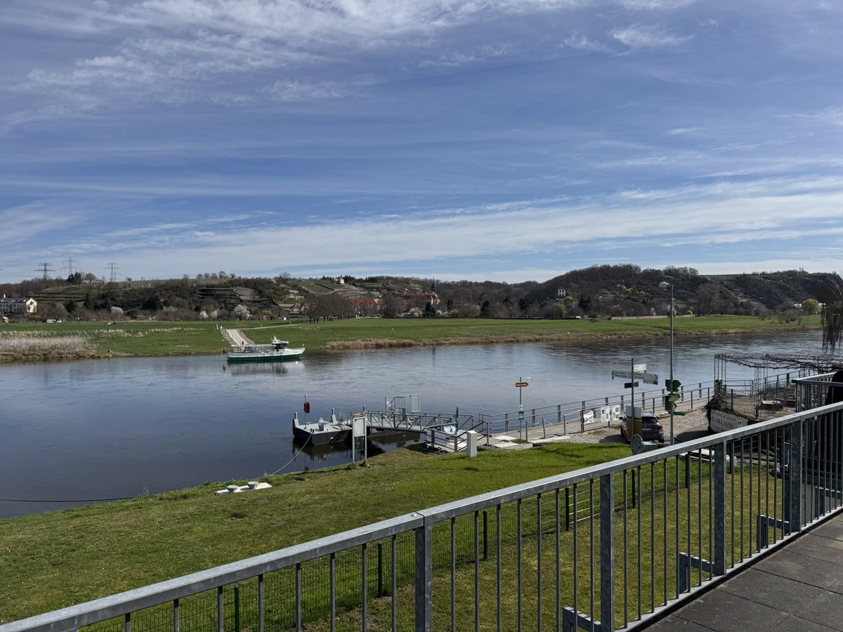 Der Graf tweet media