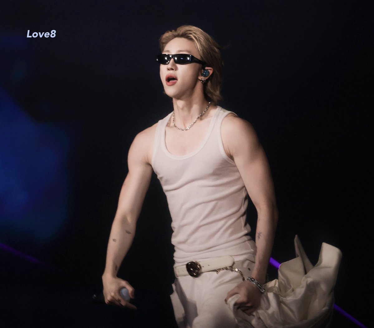 𝒔𝒉𝒊𝒏 tweet media