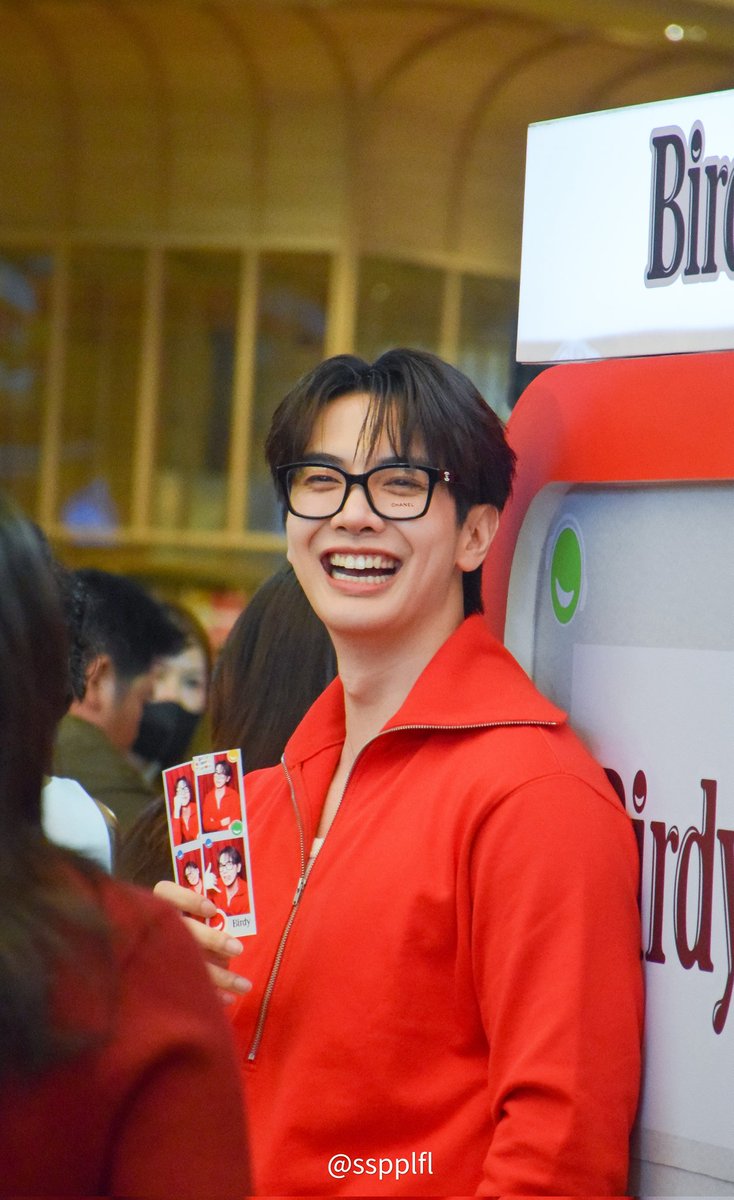 เฟิร์นเองจ้าา เฟิร์นเอง tweet media