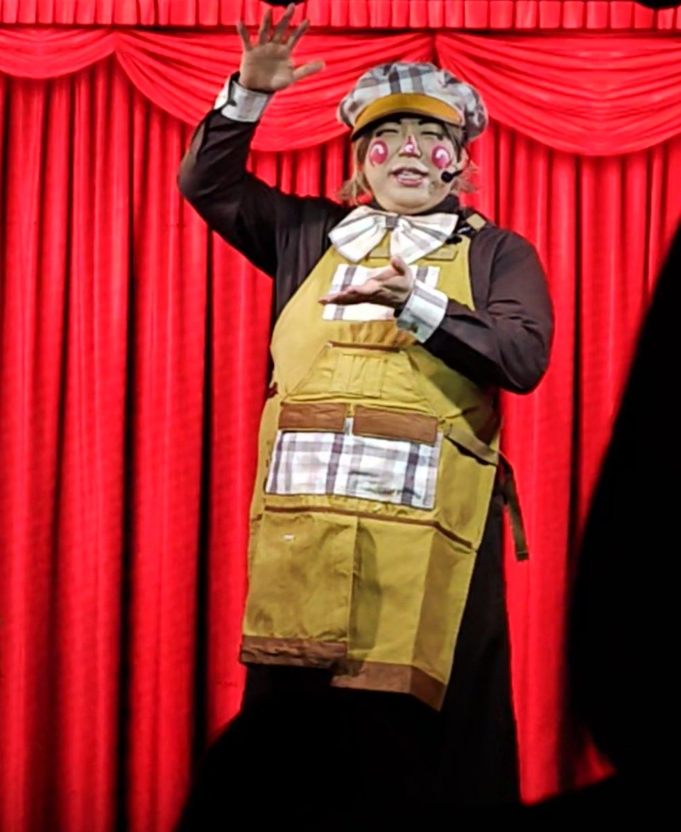 kaorikaokao's tweet image. 2026/03/28 16時
#魔法使いアキット
#人生を変える仮面
#OSMAND 

初演から少しストーリーも変わり、でも心に来る感動のマジックショー🎩✨

名曲に乗せたトランプマジックも見れました😂
いも、美味しいよね～😋