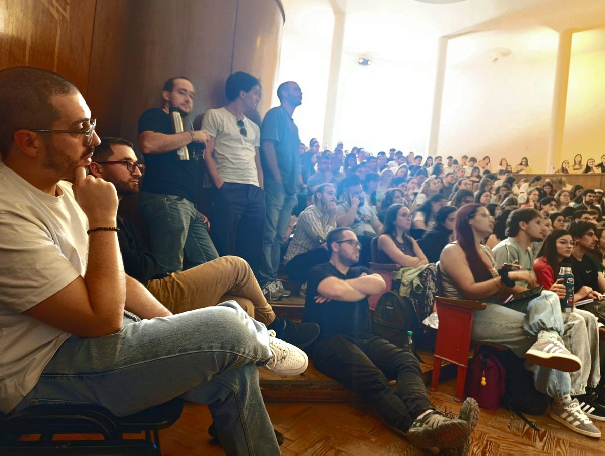 Fármacos&Terapéutica tweet media