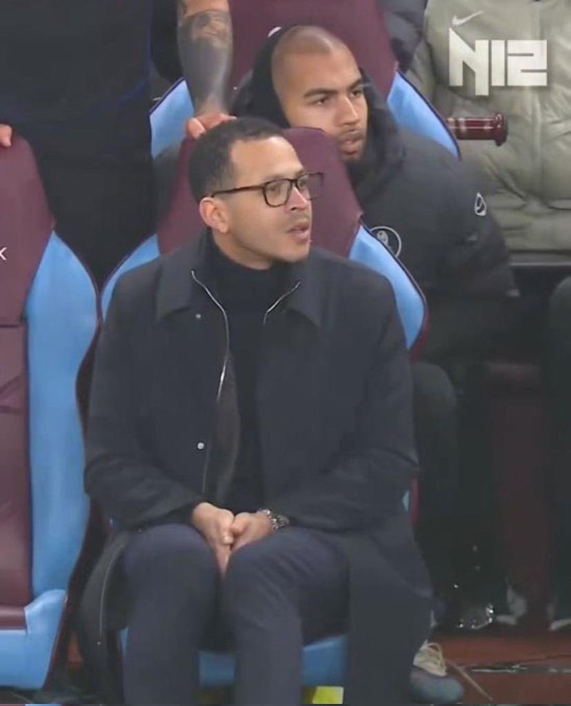 GETTOO BOY 🤢🔫 tweet media