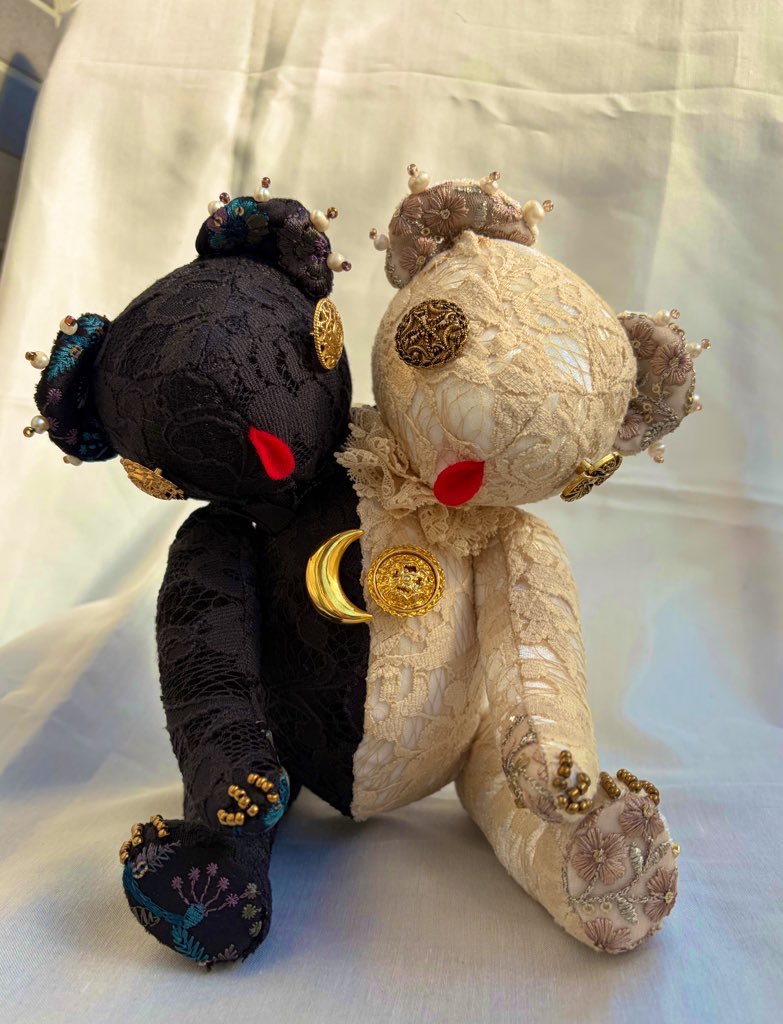 Caviar Dolls-stuffed animal- tweet media