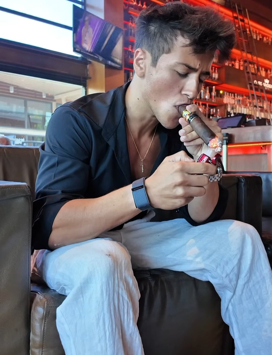 Pr0me-theus tweet media