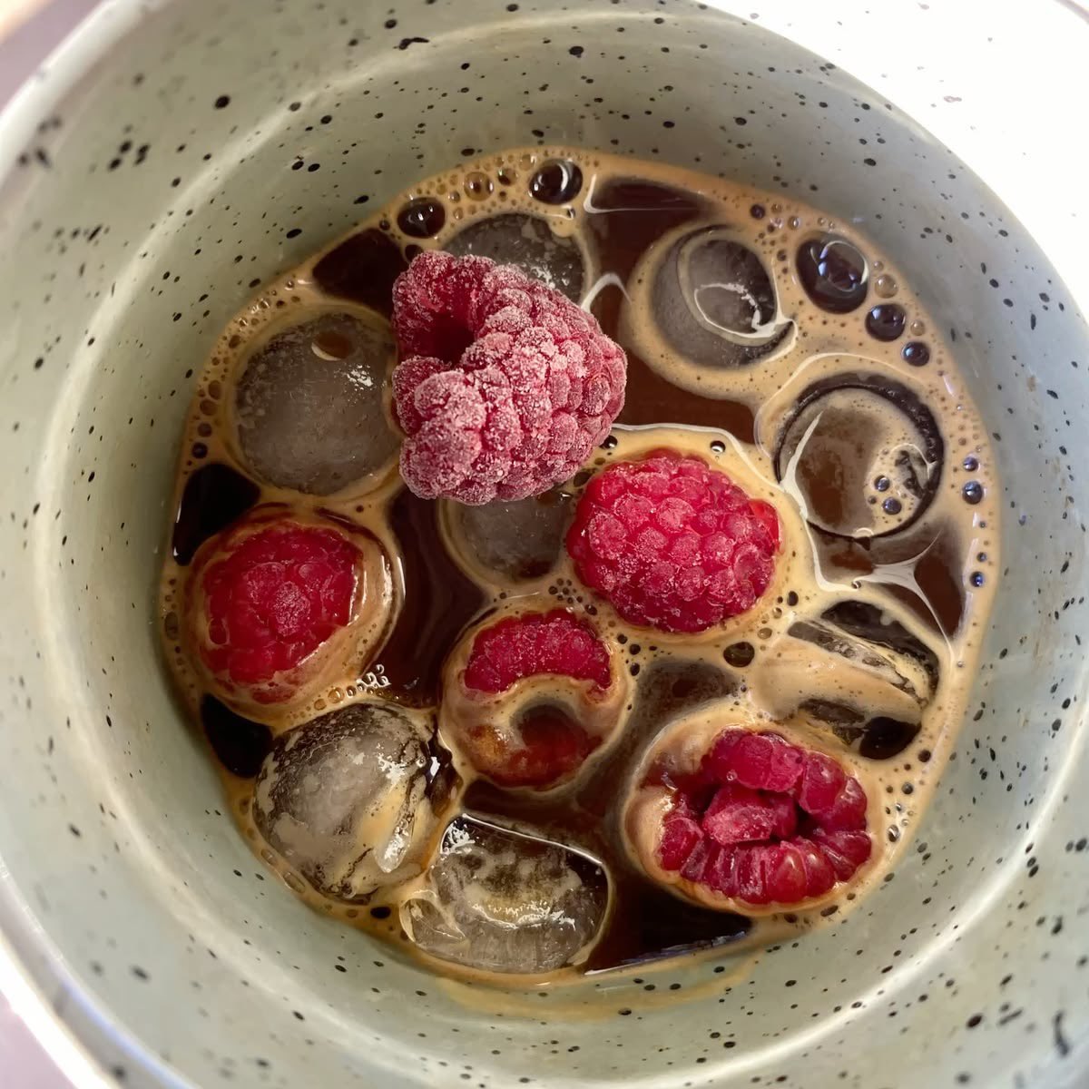 نــوادر tweet media