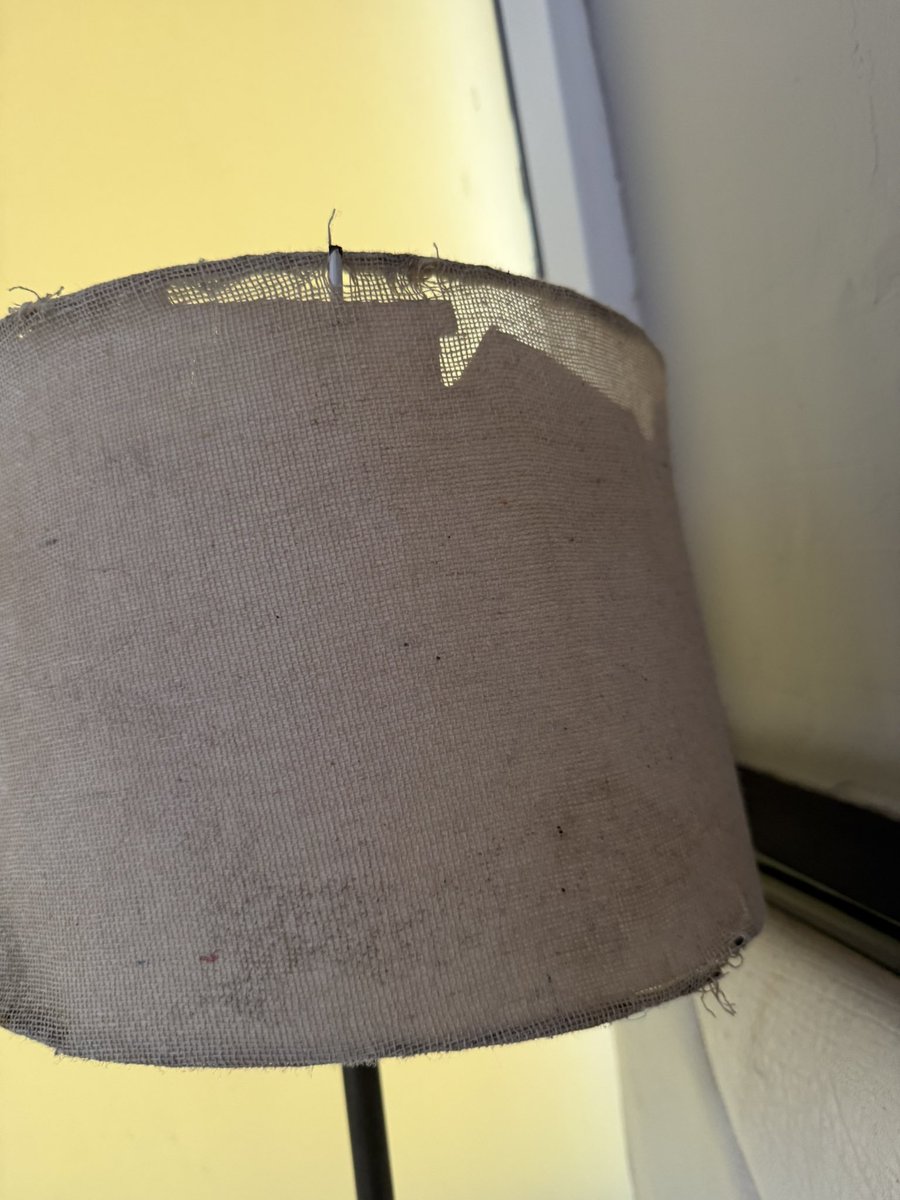 imsambit87's tweet image. Hey @makemytrip, explain how a ₹9000 room at Saanaira Resort Gopalpur looks like this? Total mismatch between price and reality. This feels like a blatant scam on travelers. Do better. @jagograhakjago #ConsumerComplaint #BadExperience #Gopalpur