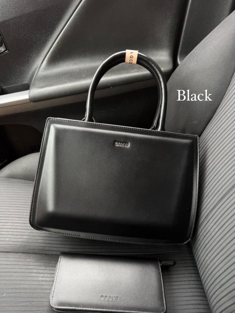 Faiteecollecti1's tweet photo. Bag available as displayed 

Colors: as displayed 
Size: Midi 
Price: 35,00
Send a Dm, or WhatsApp 
https://t.co/B8pGiskpoK

#smallbusiness #fyp https://t.co/pwlbRtb5oU