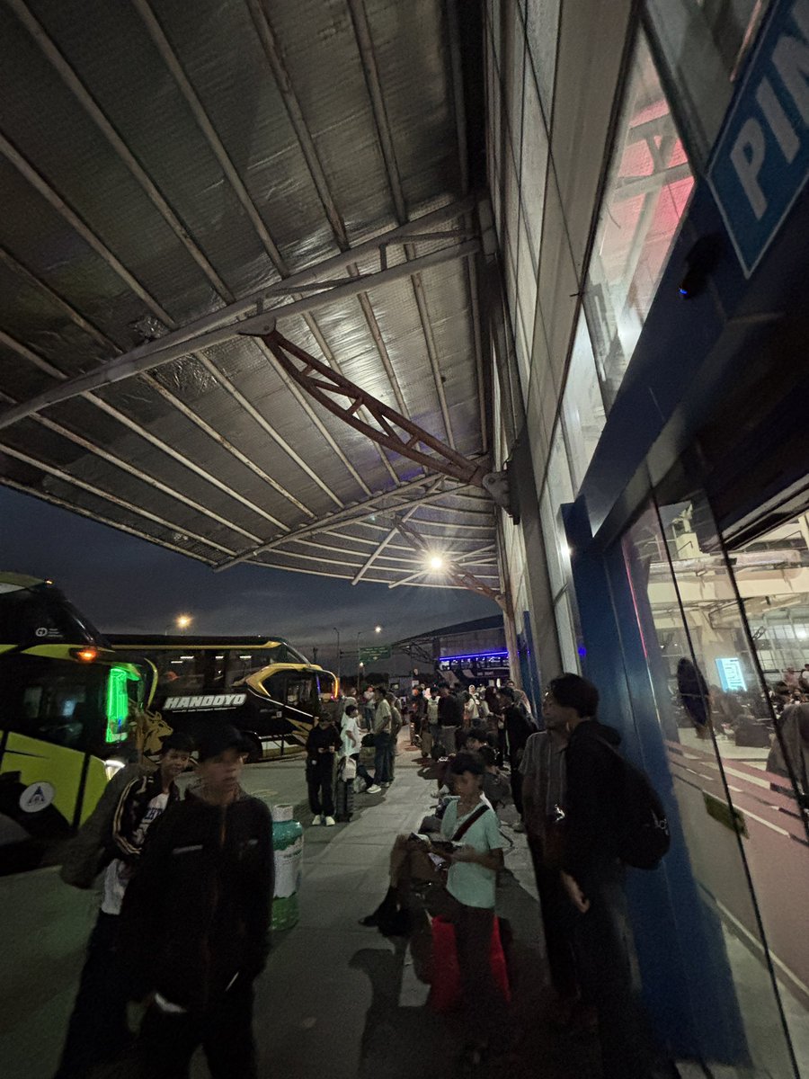 &ᴄᴏᴋ  tweet media