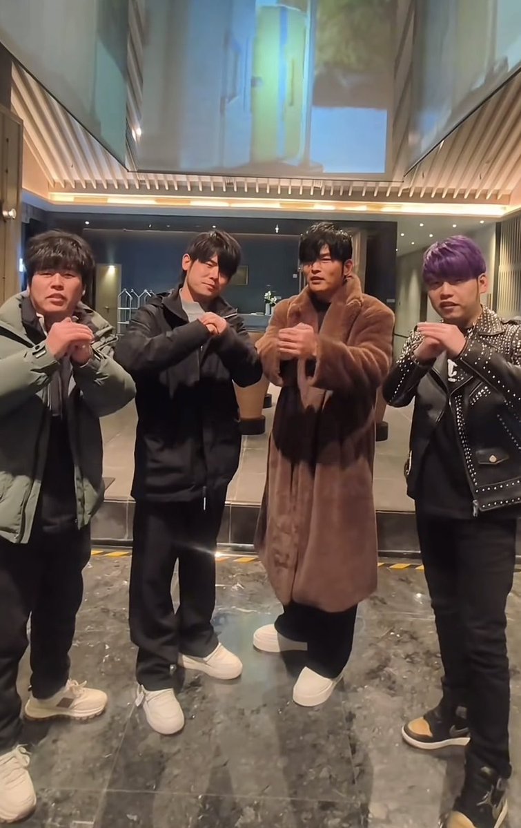 TW_X先生 tweet media