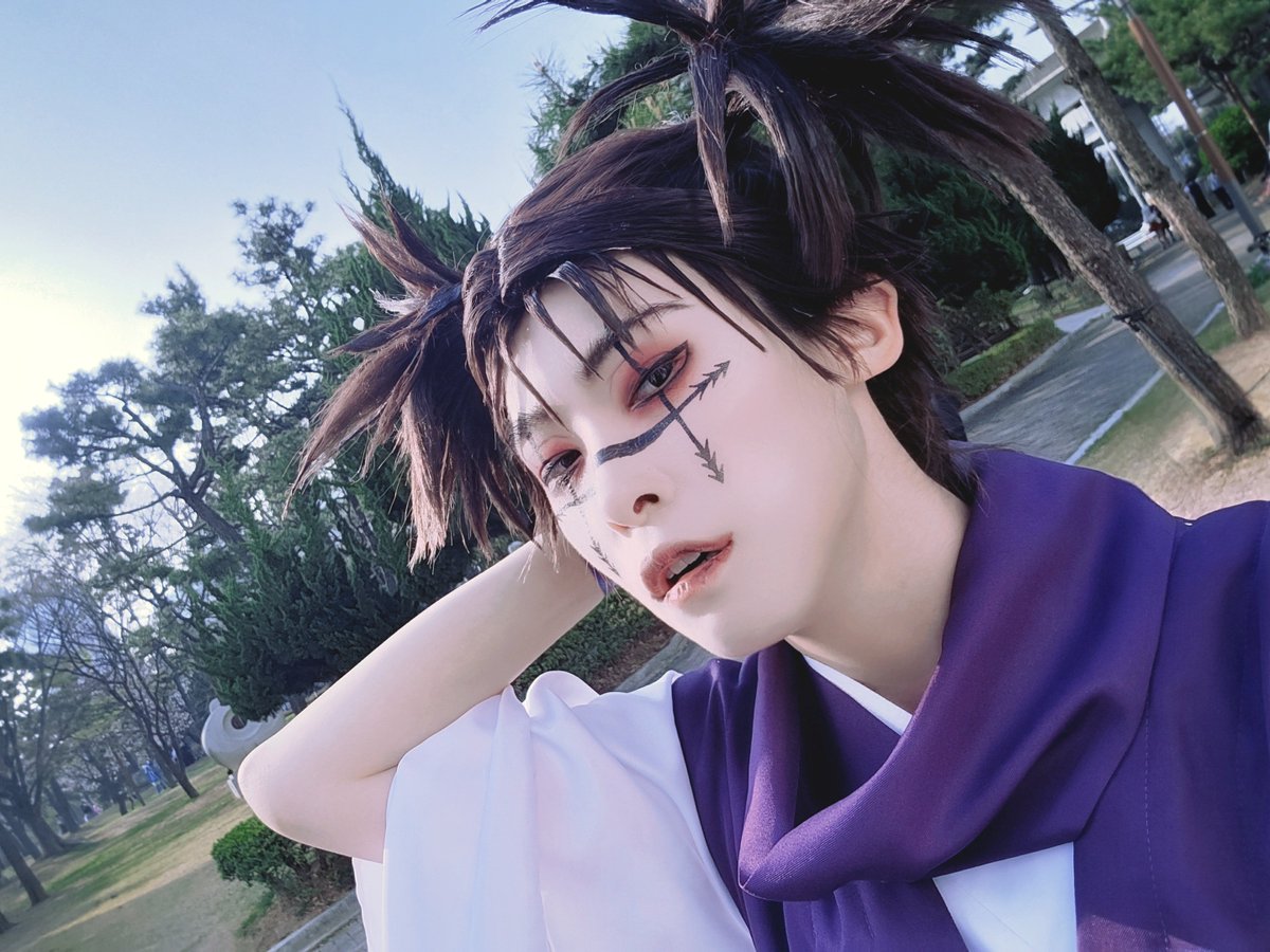 유애დ tweet media