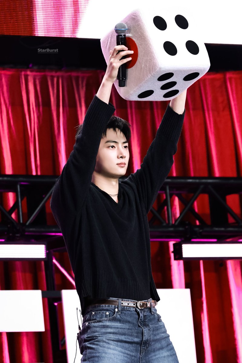 𝑺𝒕𝒂𝒓𝑩𝒖𝒓𝒔𝒕 tweet media